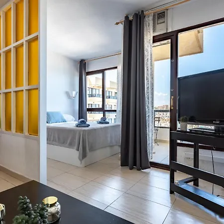 Malagasuite Aloha Playa Apartment *